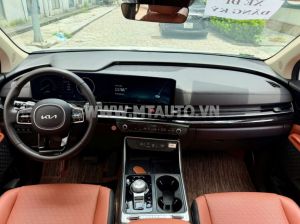 Xe Kia Carnival Signature 2.2D 2024