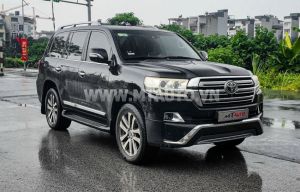 Xe Toyota Land Cruiser VX.S 5.7 V8 2016