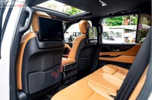 Xe Lexus LX 600 Urban 2023