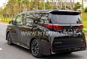 Xe Toyota Alphard HEV 2.5 AT 2025
