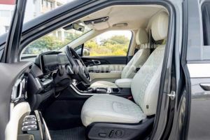 Xe Kia Carnival Royal 2.2D 2022