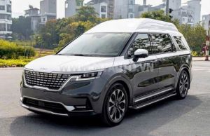 Xe Kia Carnival Royal 2.2D 2022