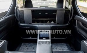 Xe Lexus LM 350 2021