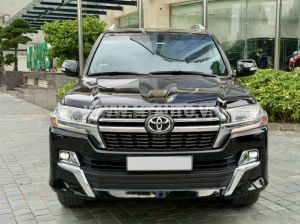 Xe Toyota Land Cruiser 4.6 V8 2020