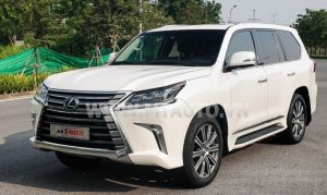 Xe Lexus LX 570 2016