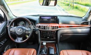Xe Lexus LX 570 2016