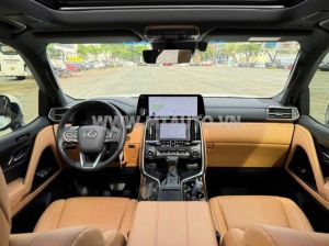 Xe Lexus LX 600 Urban 2024
