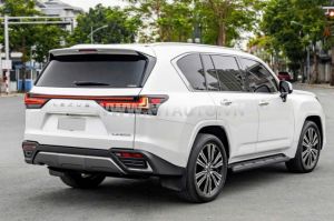 Xe Lexus LX 600 Urban 2024