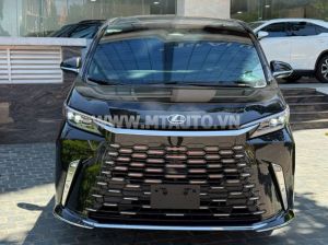 Xe Lexus LM 500h 2024