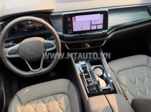 Xe Volkswagen Viloran Luxury 2025