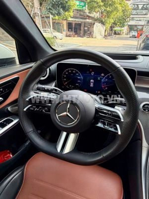 Xe Mercedes Benz GLC 300 4Matic 2025